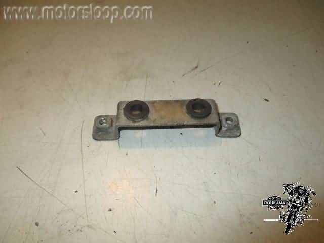 Honda VF500C(PC13) Tanksteun