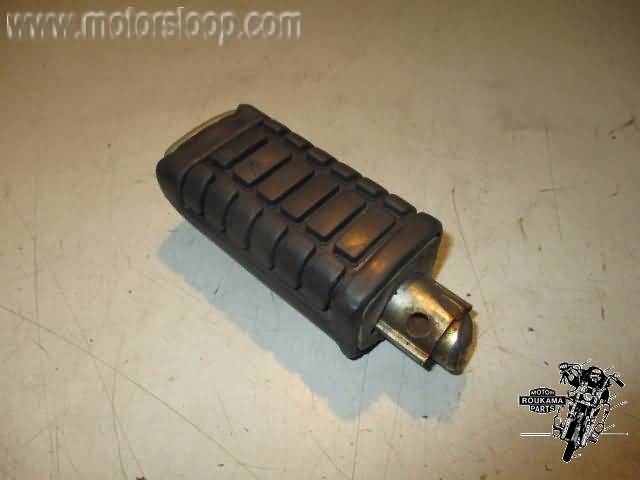 Honda VF500C(PC13) Voetsteun achter2