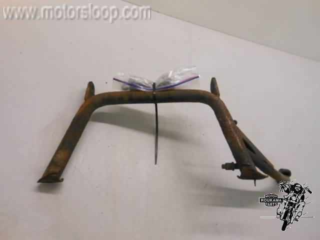 Honda FES250(MF04A) Middenbok 50500-KFG-000