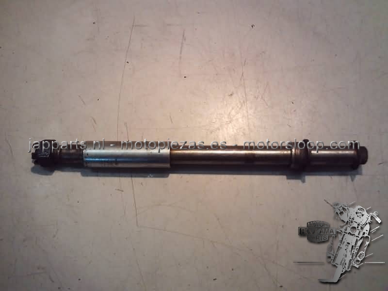 Kawasaki GTR1000(ZGT00A) Achterwiel as