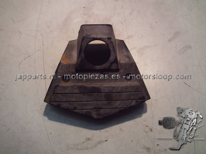 Kawasaki GTR1000(ZGT00A) Ignition switch cover