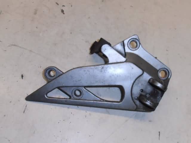 Kawasaki ZZR250(EX250H) Soporte derecha 35011-1526