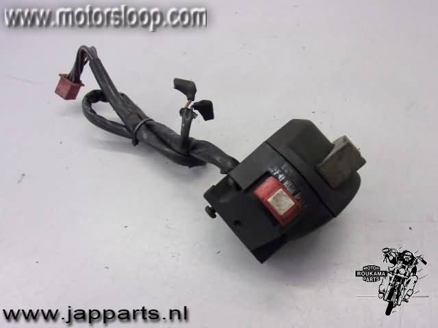 Kawasaki GPZ750(ZX750A) Conmutador derecha