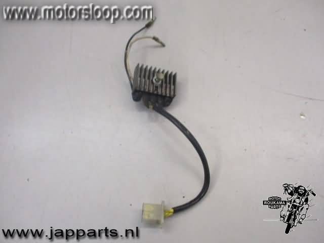 Kawasaki Z400B Gelijkrichter