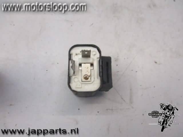 Kawasaki ZZR600D Rele 2 pines