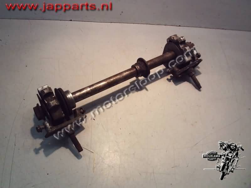 Kawasaki ZXR750H Achterwiel as