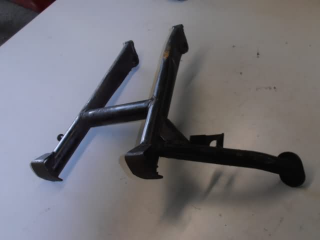 Kawasaki GPZ600R Middenbok 34011-1121