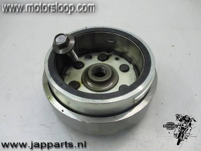 Kawasaki VN800A Vliegwiel met spie en bout