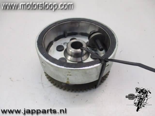 Kawasaki ZZR600E Vliegwiel met starterkrans , spie en bout