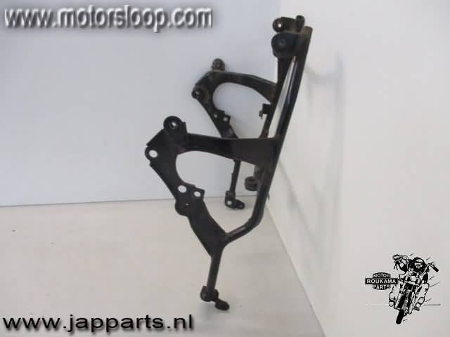 Kawasaki GPZ900R(ZX900A) Radiateur beugel
