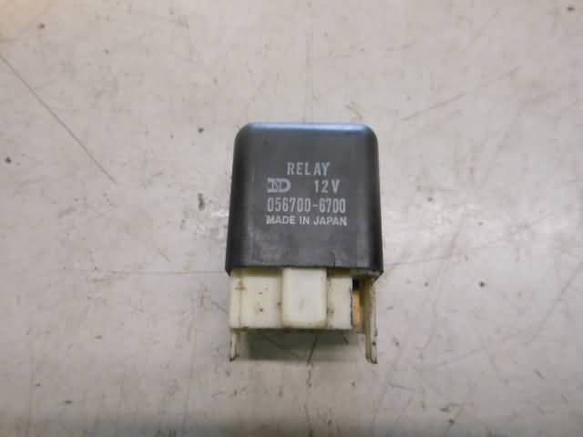 Kawasaki GPZ900R(A1-A6) Switch relay 6 pins