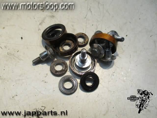 Kawasaki ZX-7R(ZX750P) Klepdekselbouten