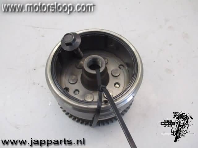 Kawasaki KZ305(CSR) Vliegwiel met startkoppeling