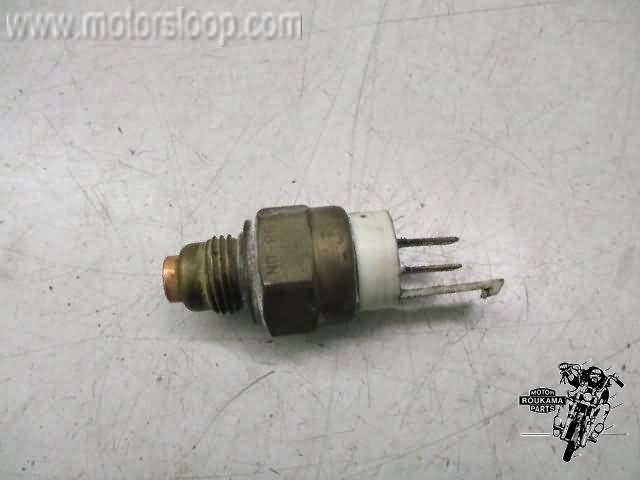 Kawasaki GPX600R Koelvinschakelaar