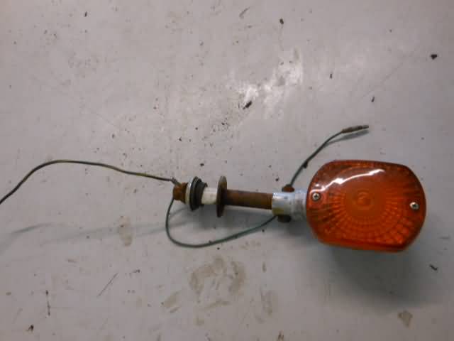 Kawasaki LTD440 Intermitente delantera derecha