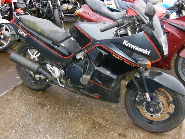 Kawasaki GPX750(ZX750F)1988