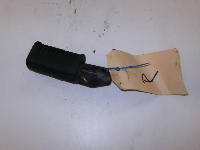 Kawasaki LTD750 Reposapié Trasera Derecha