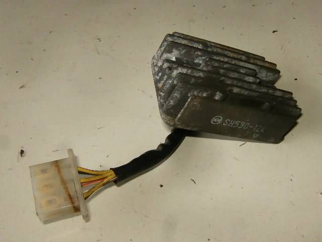 Kawasaki GT550 Regulator 21066-1030