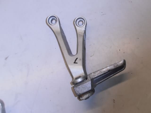 Kawasaki ZX6-R 636 Voetsteun links achter 35011-1878-TX