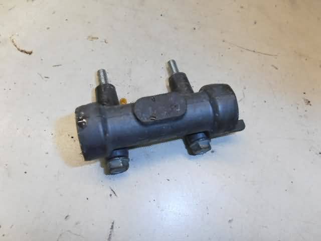 Kawasaki GPZ600R Remleiding verdeelstuk 43061-1004