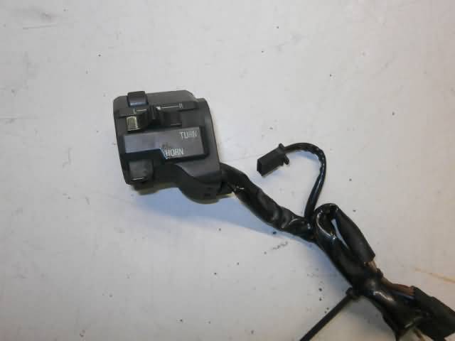 Kawasaki GPX750R Handlebar switch left 46091-1440