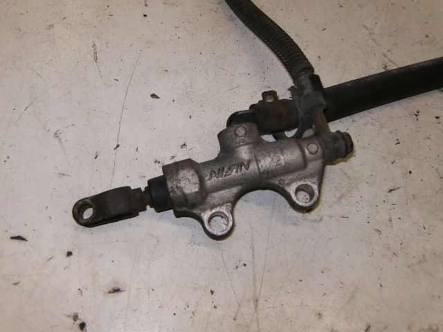 Kawasaki ZX-9R Rempomp achter 43015-1566