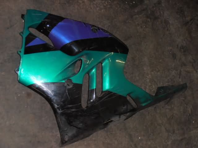 Kawasaki ZX-9R Zijkuip links 55028-1315