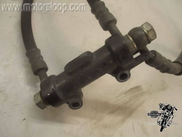 Kawasaki GPZ600R Divider brake line
