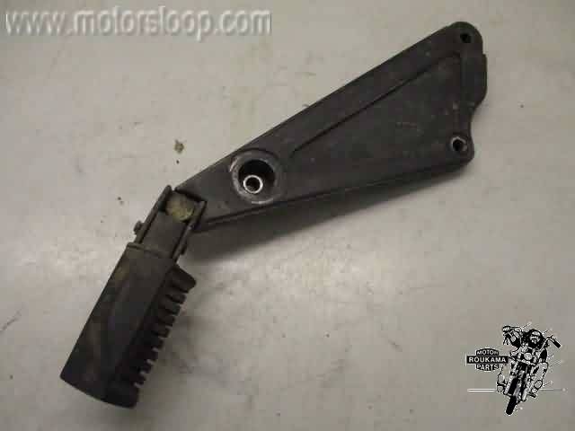 Kawasaki GT750 Footpeg holder left rear