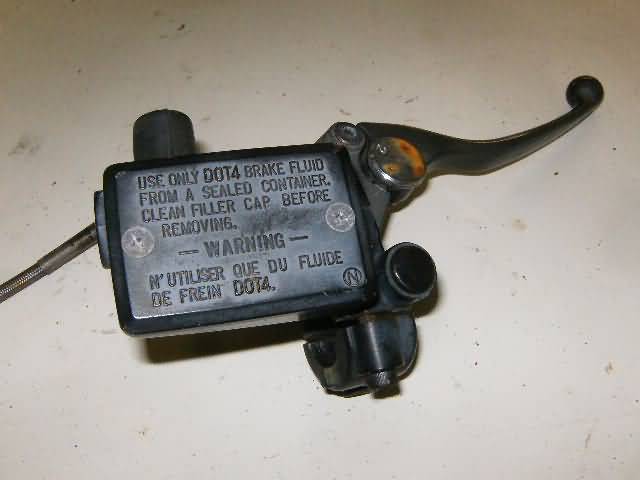 Kawasaki ZZR1100D Rempomp voor 43015-1498