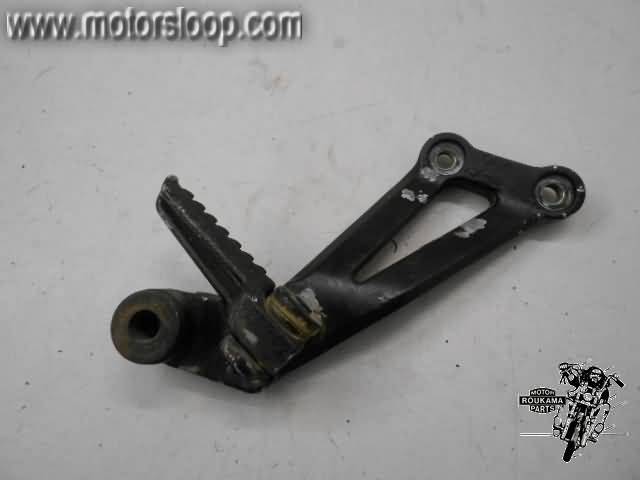 Kawasaki Z750(ZR750JJ) Voetstep met houder rechts achter