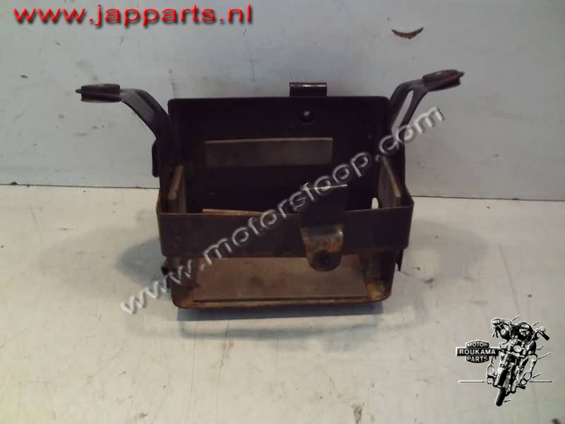 Suzuki GSX600F(GN72) Battery box