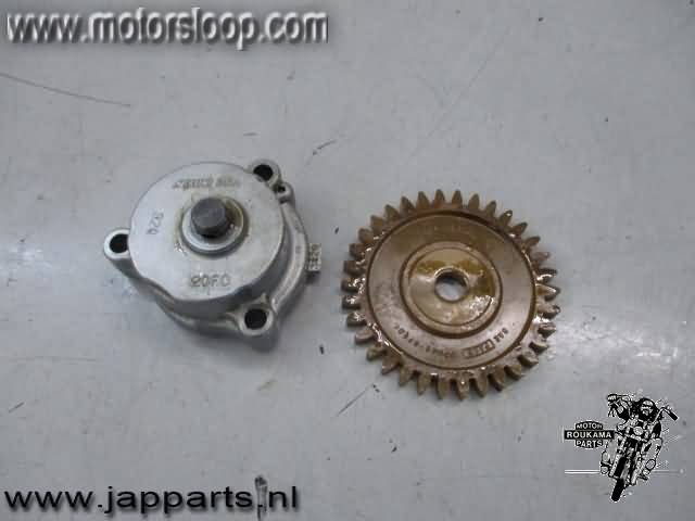 Suzuki SV650N(BY1111) Oil pump with sprockets