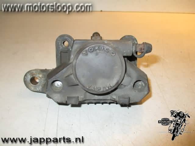 Suzuki GSF600(GN77) Remklauw achter