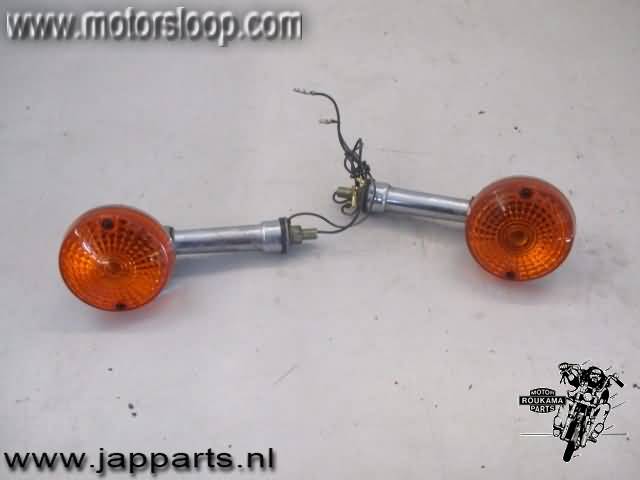 Suzuki GS450L Knipperlichtset voorkant
