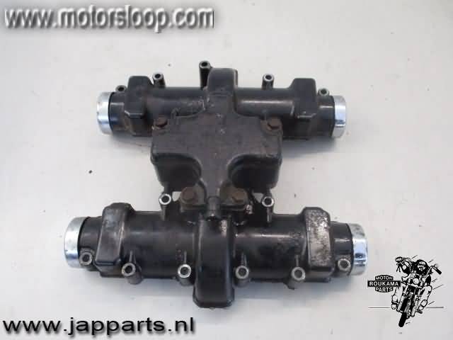 Suzuki GS450L Valve cover