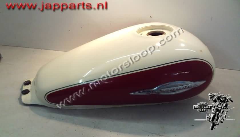 Suzuki VZ800(AF1112) Benzinetank