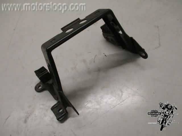 Suzuki GSX750F Soporte deposito