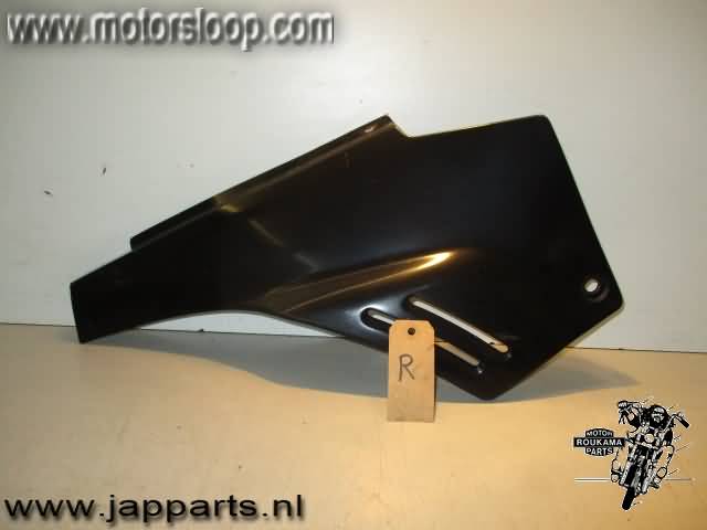 Suzuki DR800S(SR43) Zijkap rechts