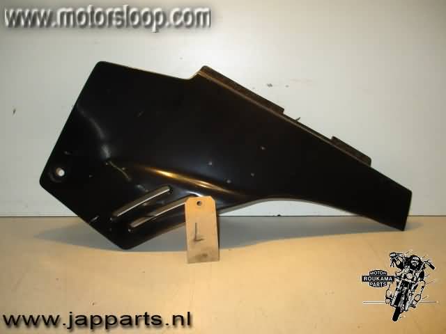 Suzuki DR800S(SR43) Zijkap links