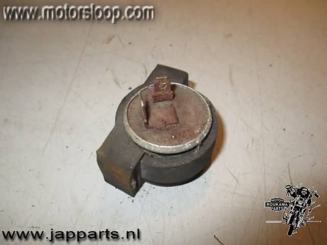 Suzuki DR800S(SR43) Knipperlicht relais