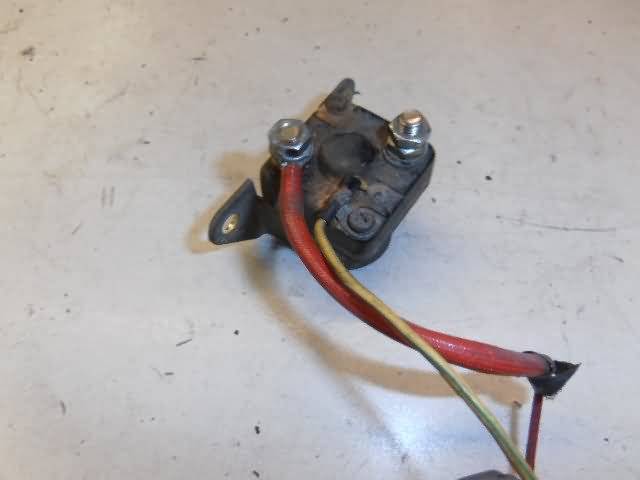 Suzuki GS550L Relé de arranque 31800-37020