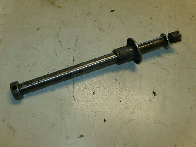 Suzuki GSX550(GN71) Eje rueda delantera