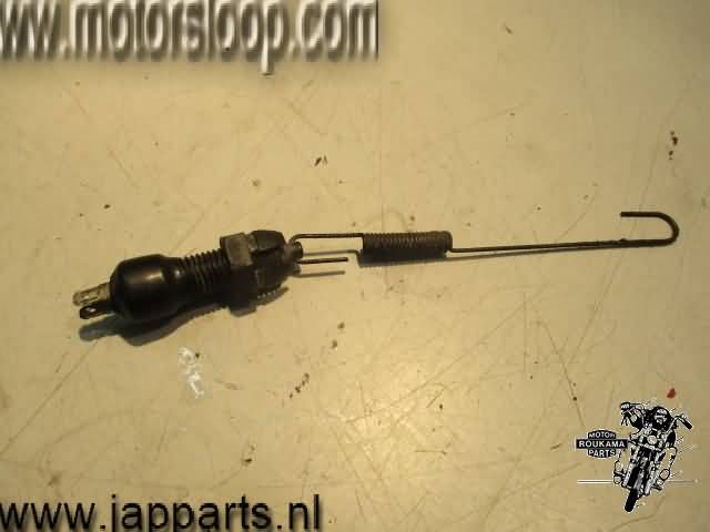 Suzuki GSX-R600(AD3112) Interuptor luz freno trasero