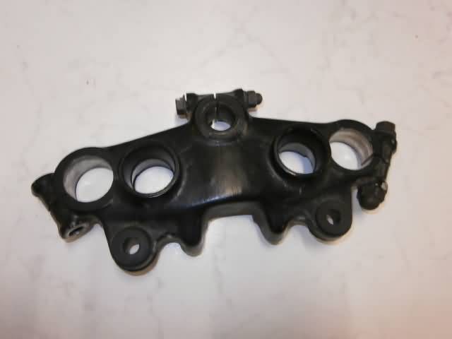 Suzuki GN250 Voorvork balhoofdplaat 51311-38300-291