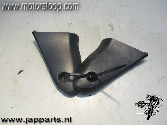 Suzuki SV650S(AV1111) Tapas de plastico