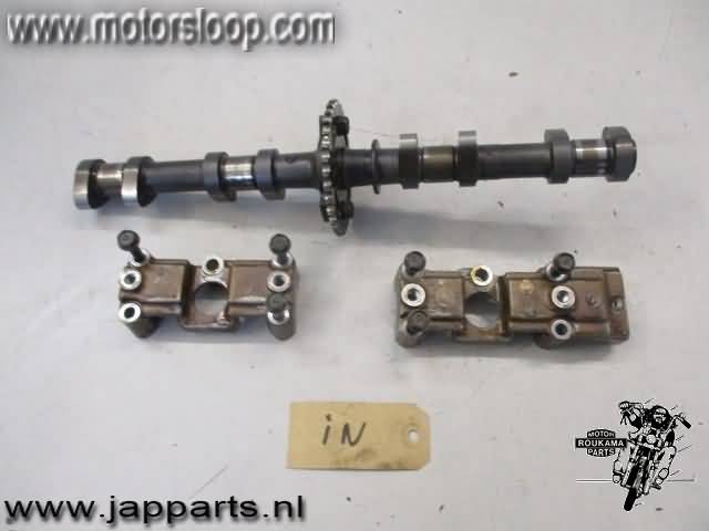 Suzuki RF900R Camshaft In