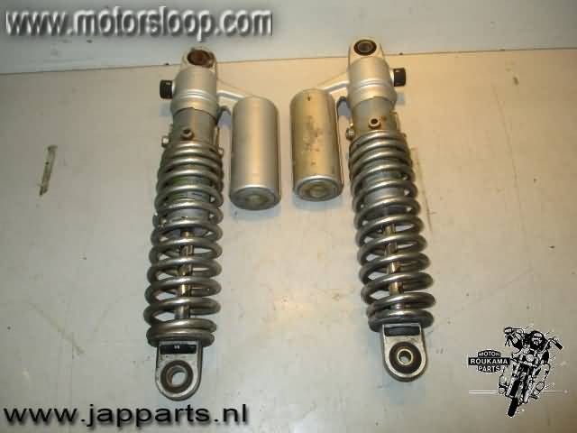 Suzuki VX800 Schokbrekers