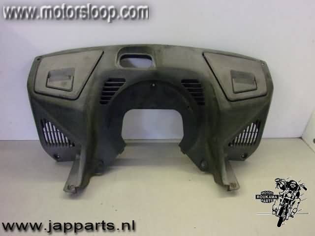 Suzuki AN650(BU1321) Opbergbak voorkant