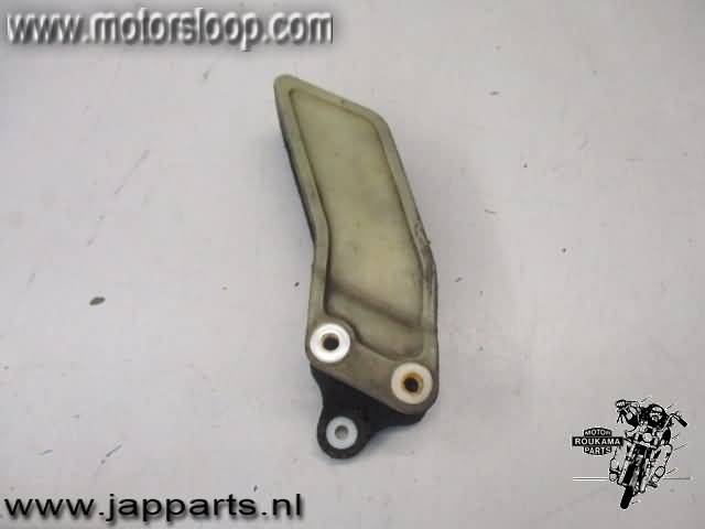 Suzuki DR800S(SR43) Kettinggeleider achterbrug